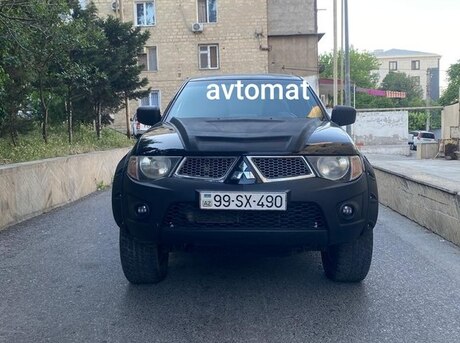 Mitsubishi L200 2014