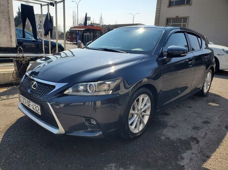 Lexus CT 200h 2011