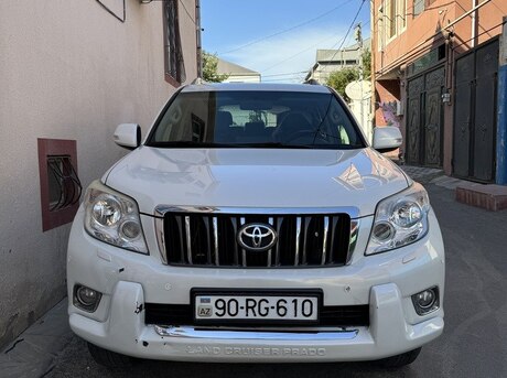Toyota Land Cruiser Prado 2010