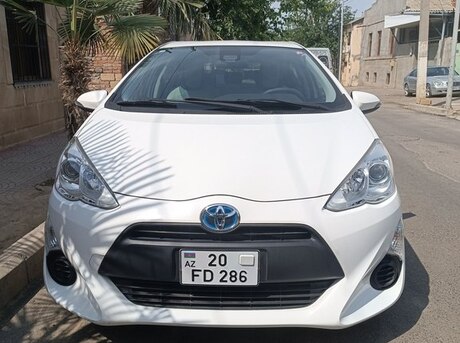 Toyota Aqua 2016