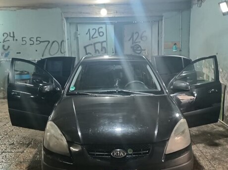 Kia Rio 2005