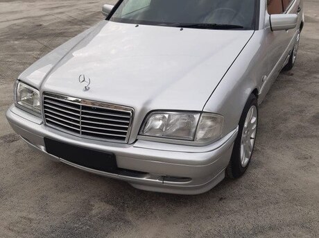 Mercedes C 180