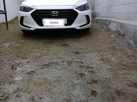 Hyundai Elantra 2017