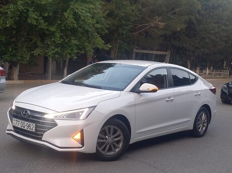 Hyundai Avante 2020