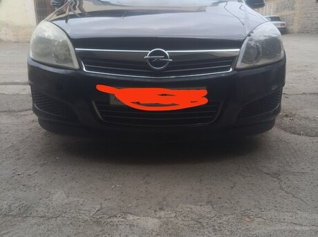Opel Astra 2008