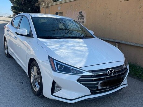 Hyundai Elantra 2020