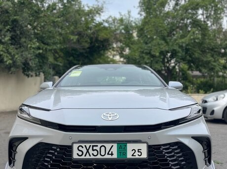 Toyota Camry 2024