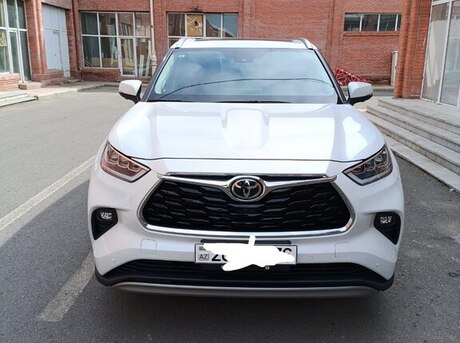 Toyota Highlander 2025