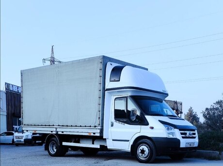 Ford Transit 2011