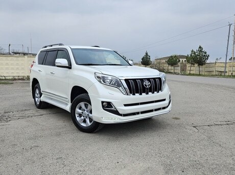 Toyota Land Cruiser Prado 2013