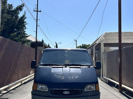 Ford Transit 2000