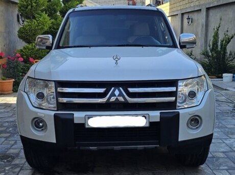 Mitsubishi Pajero 2008