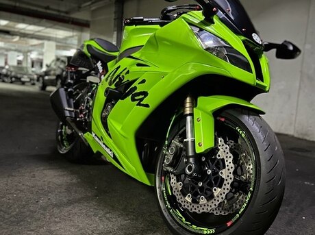 Kawasaki Ninja ZX-10R 2011
