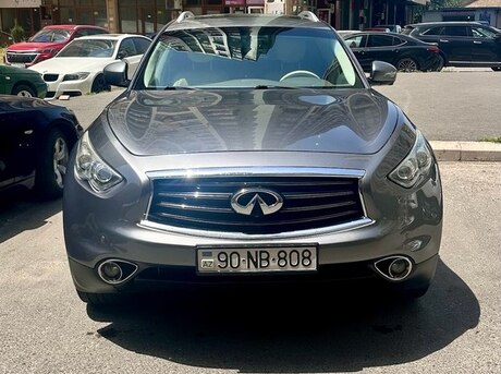 Infiniti FX35 2012