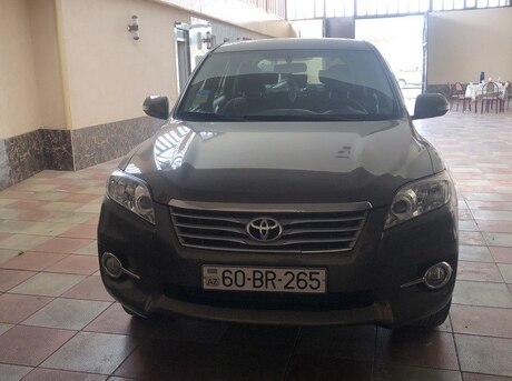 Toyota RAV4 2012