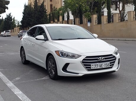 Hyundai Elantra 2016
