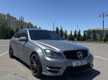 Mercedes C 250 2011