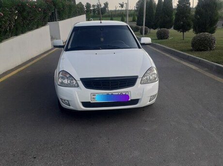 LADA (VAZ) Priora 2015