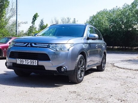 Mitsubishi Outlander 2013