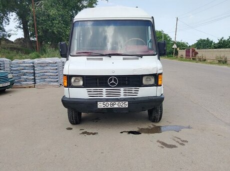 Mercedes 208 D 1994
