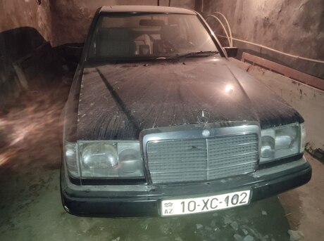 Mercedes E 200 d 1989