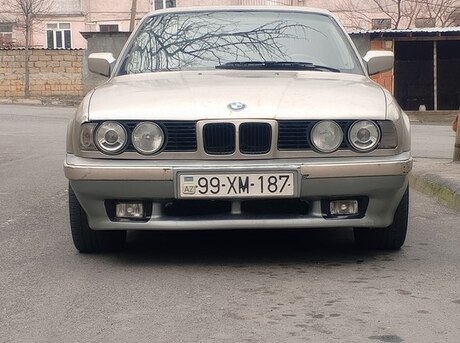 BMW 525 1989