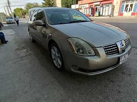Nissan Maxima