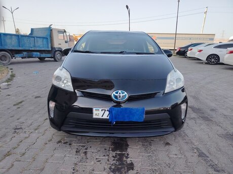 Toyota Prius 2012
