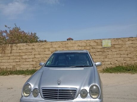 Mercedes E 270 2000