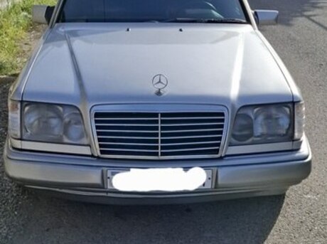 Mercedes E 220 1993