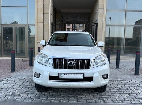 Toyota Land Cruiser Prado 2010