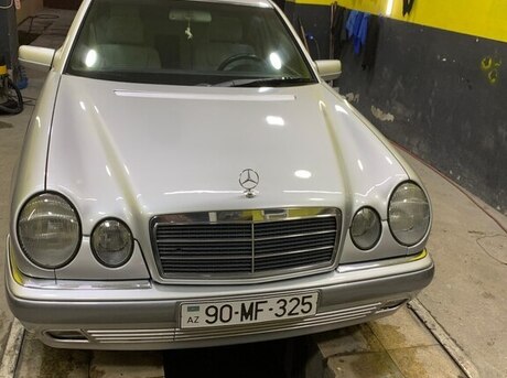 Mercedes E 240 1998