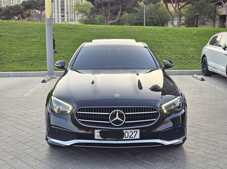 Mercedes E 300 e