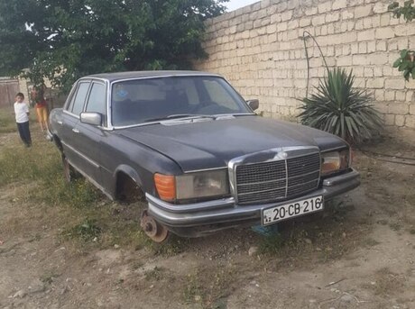 Mercedes 280 SEL 1976