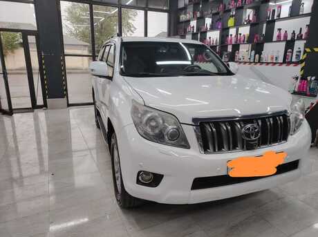 Toyota Land Cruiser Prado 2010