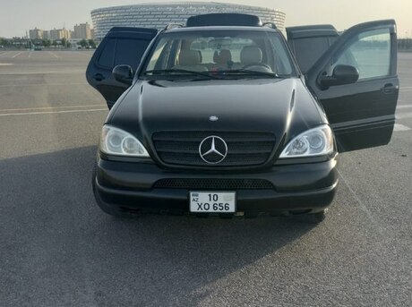 Mercedes ML 320 4MATIC 2001