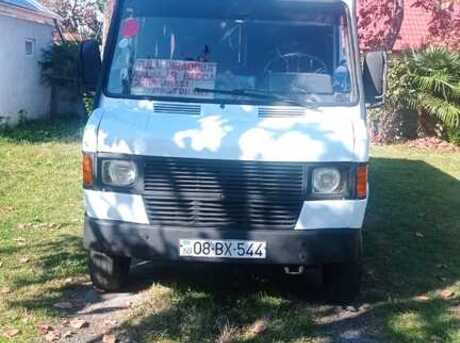 Mercedes 208 D 1994