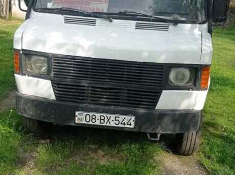Mercedes 208 D 1994