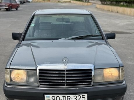Mercedes 190 1989