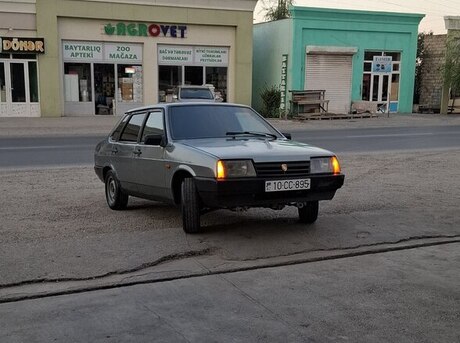 LADA (VAZ) 21099 1995