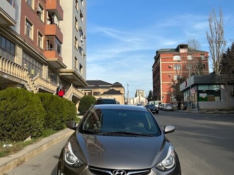 Hyundai Elantra 2015