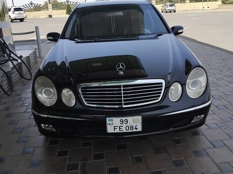 Mercedes E 240 2003