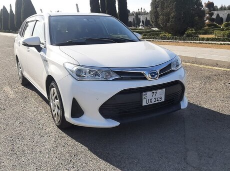 Toyota Corolla Fielder 2019