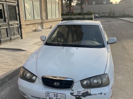 Hyundai Elantra 2001