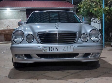 Mercedes E 240 2000