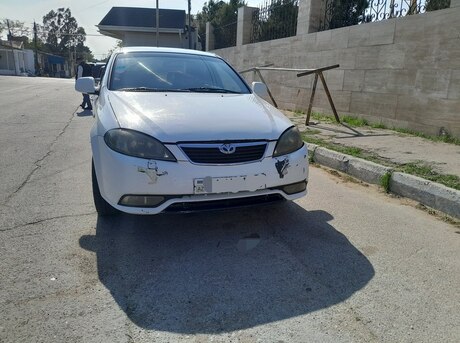 Daewoo Gentra 2014