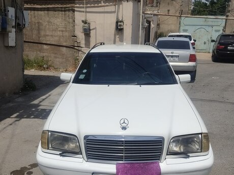 Mercedes C 220 d 2000