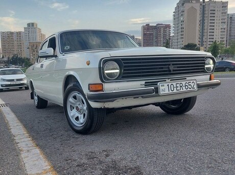 GAZ 24 1989