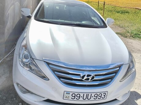 Hyundai Sonata 2013