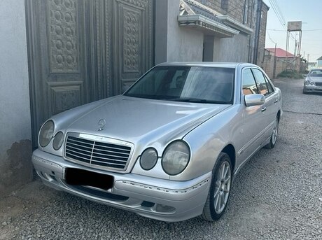 Mercedes E 240 1998